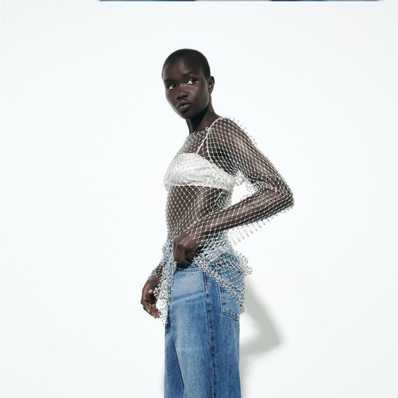 Jewel Mesh Dress - Picture 3 of 8